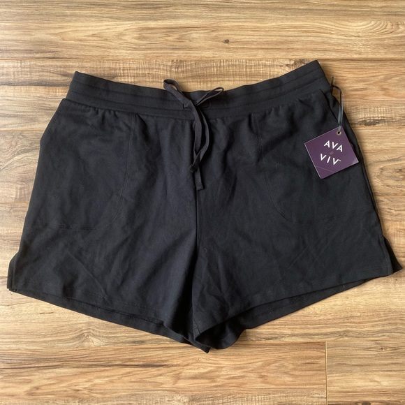 Ava & Viv Pants - NWT Ava & Viv shorts 1X